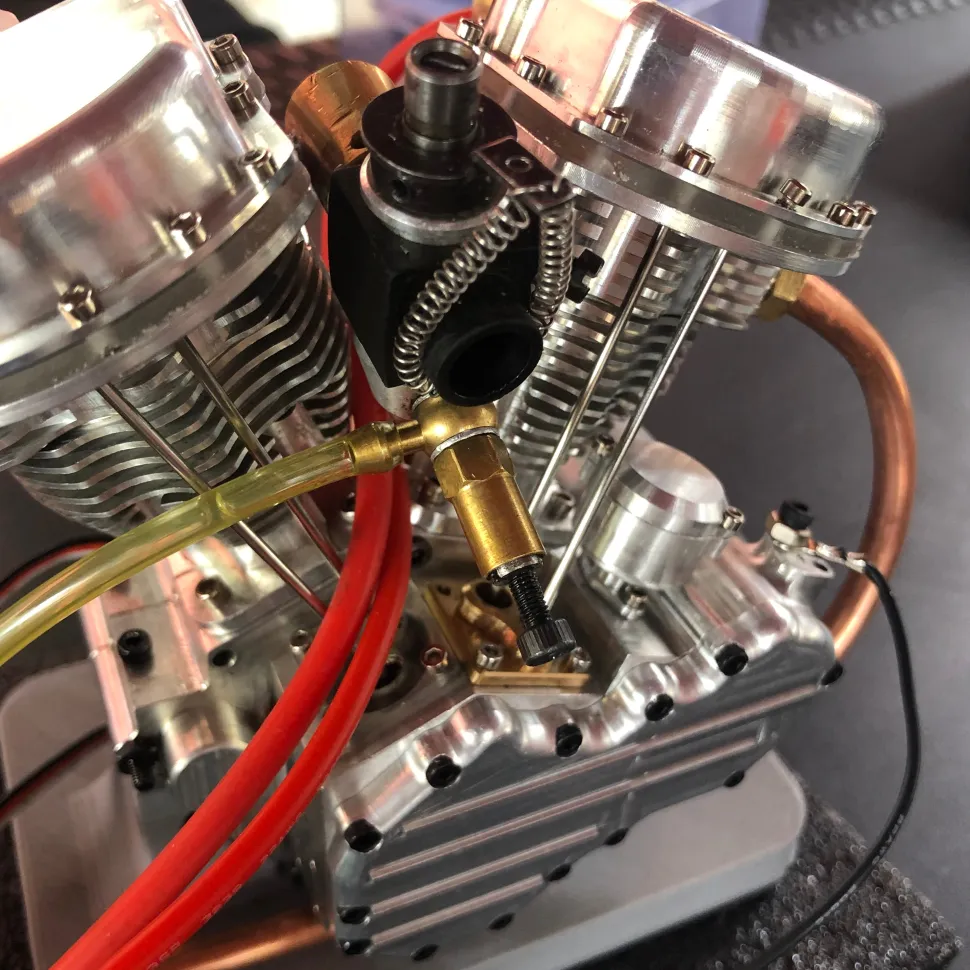 CISON FG-VT9 9cc V2 Engine V-Twin Dual Cylinder 4-Stroke Air-Cooled Gasoline Engine Motorcycle RC Engine Model