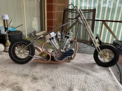 CISON V2 Engine V-twin 2-Cylinder 4-Stroke Air-Cooled Gasoline Engine Motorcycle RC Engine Model - Panhead & Shovelhead Collection
