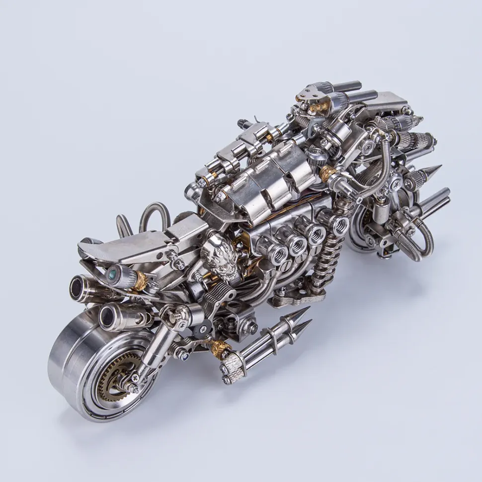 Desperate Pursuit Motorcycle 3D DIY Metal Assembly Model Creative Ornament