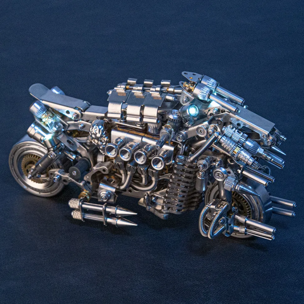 Desperate Pursuit Motorcycle 3D DIY Metal Assembly Model Creative Ornament