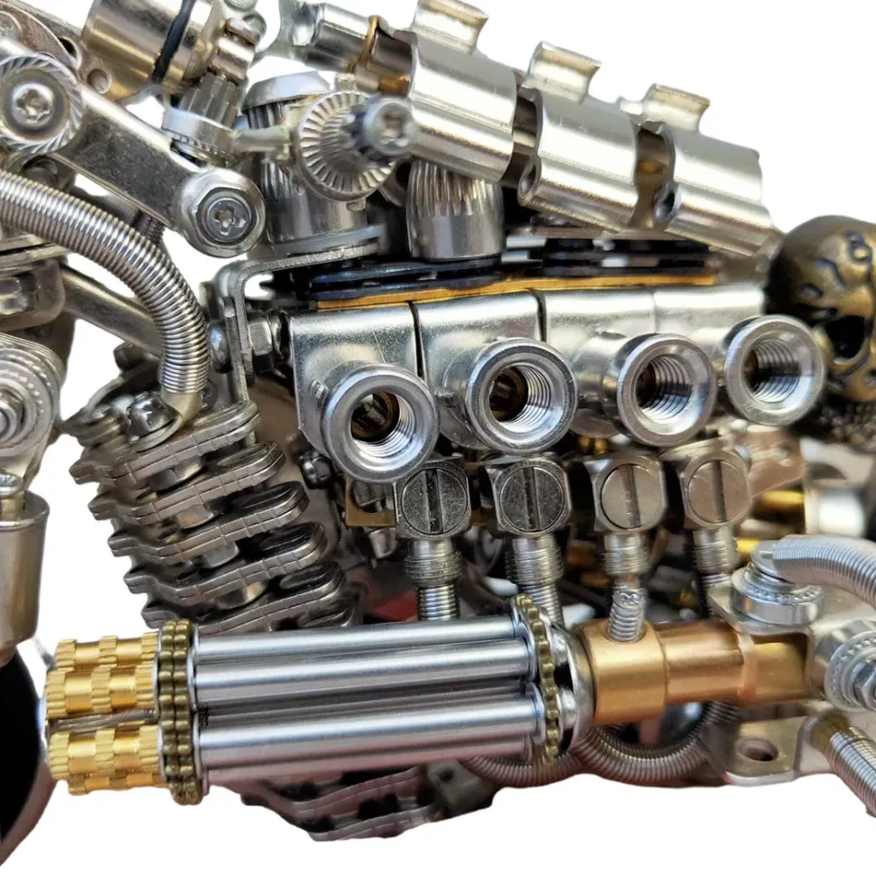 Desperate Pursuit Motorcycle 3D DIY Metal Assembly Model Creative Ornament