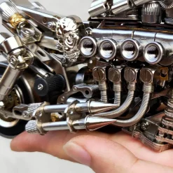 Desperate Pursuit Motorcycle 3D DIY Metal Assembly Model Creative Ornament