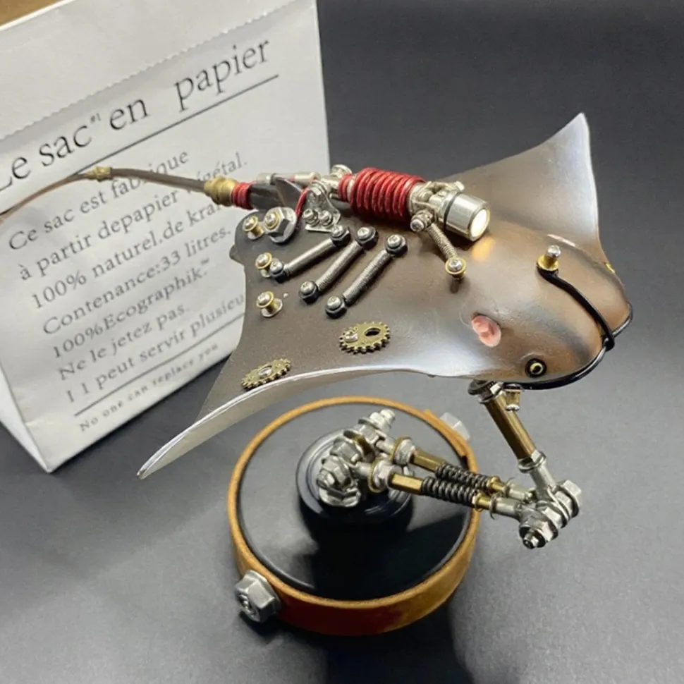 3D Mechanical Manta Ray Metal Model Kit, DIY Steampunk Assembly Puzzle with LED Light, Desktop Display Decor (200+PCS)