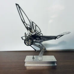 3D Metal Mechanical Flying Fish Dynamic Bionic Model