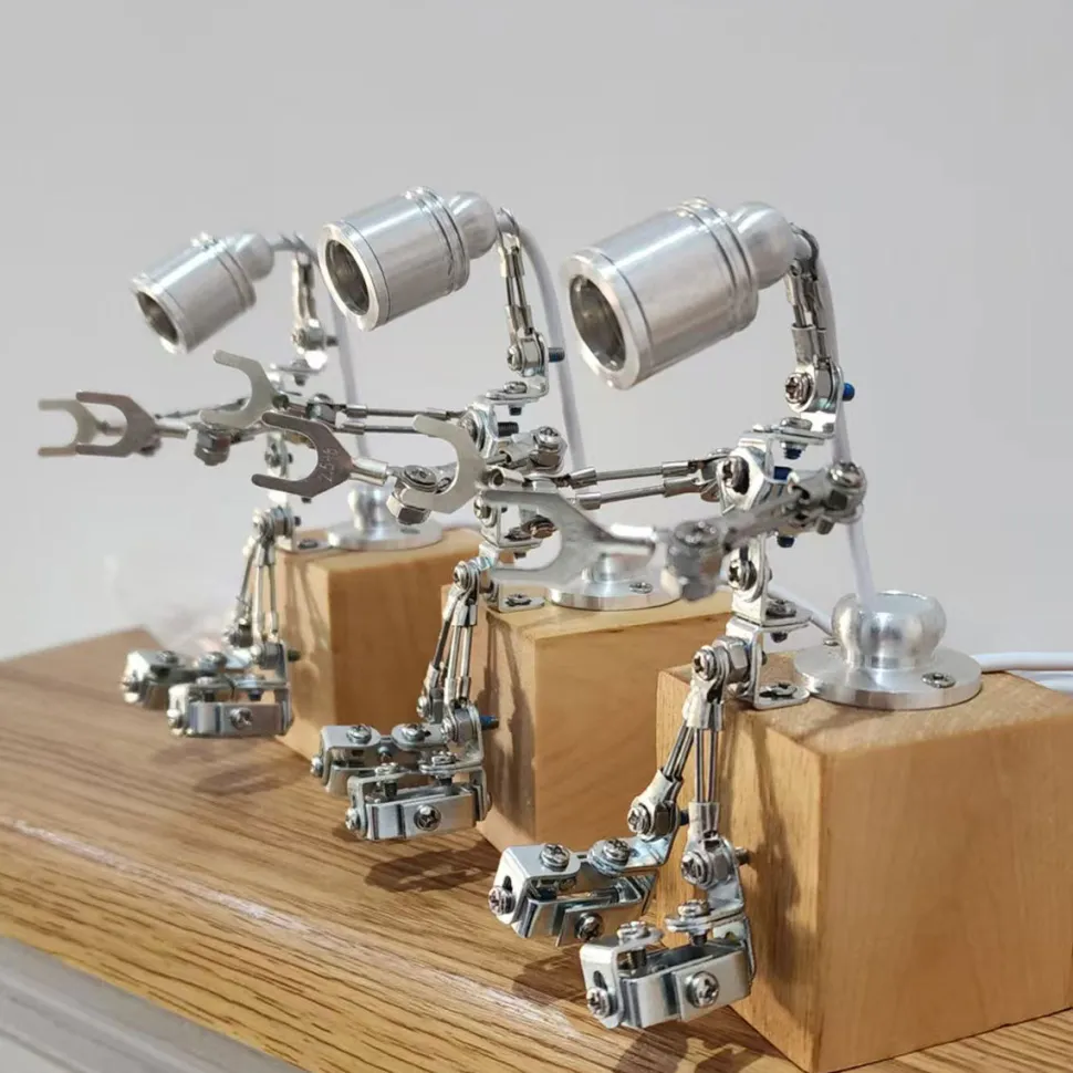 3D Metal Steampunk Sparkling Silver Mechanical Lamp Model