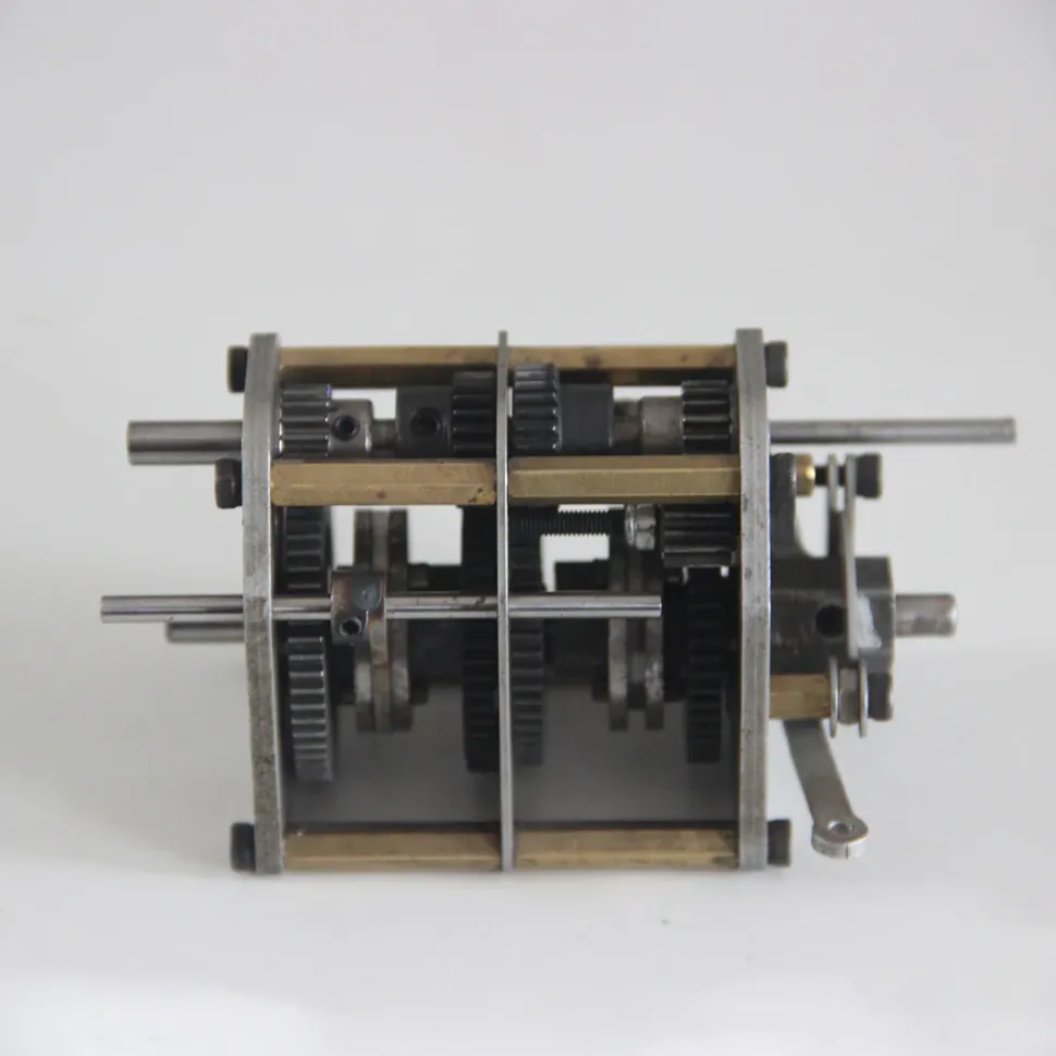 Four Gear Box Assembly DIY Modified Accessories for Methanol Engine RC Car Model (3 Forward Gears and 1 Reverse Gears)