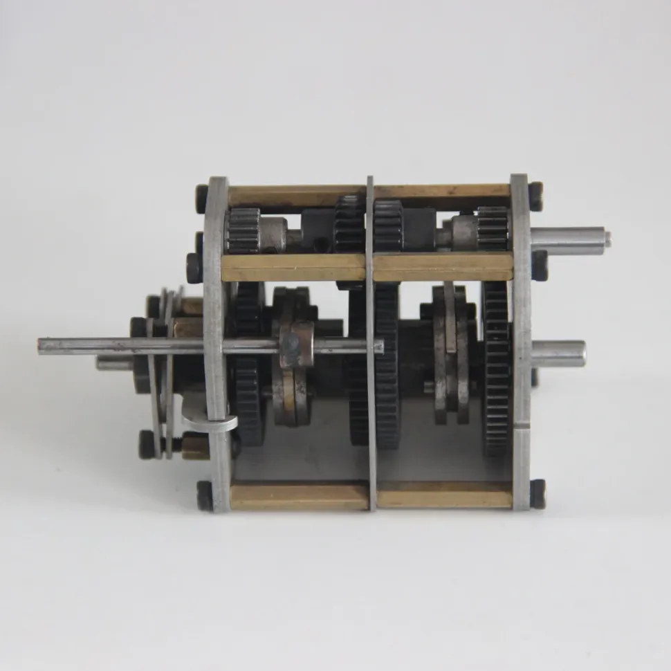 Four Gear Box Assembly DIY Modified Accessories for Methanol Engine RC Car Model (3 Forward Gears and 1 Reverse Gears)