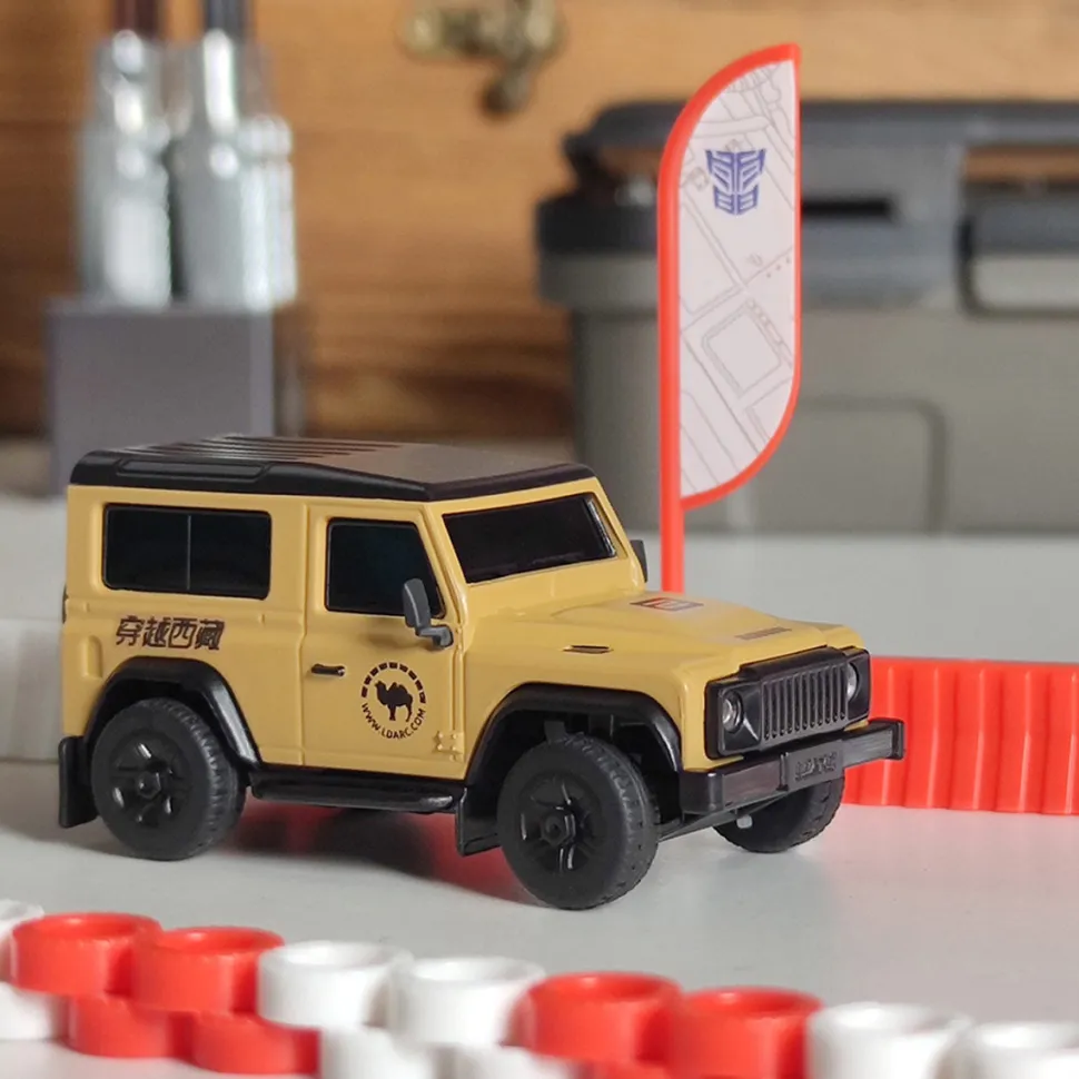 LDARC R01 1/64 Scale 2.4G RC Electric Mini Climbing Car Model with Interactive Light Set