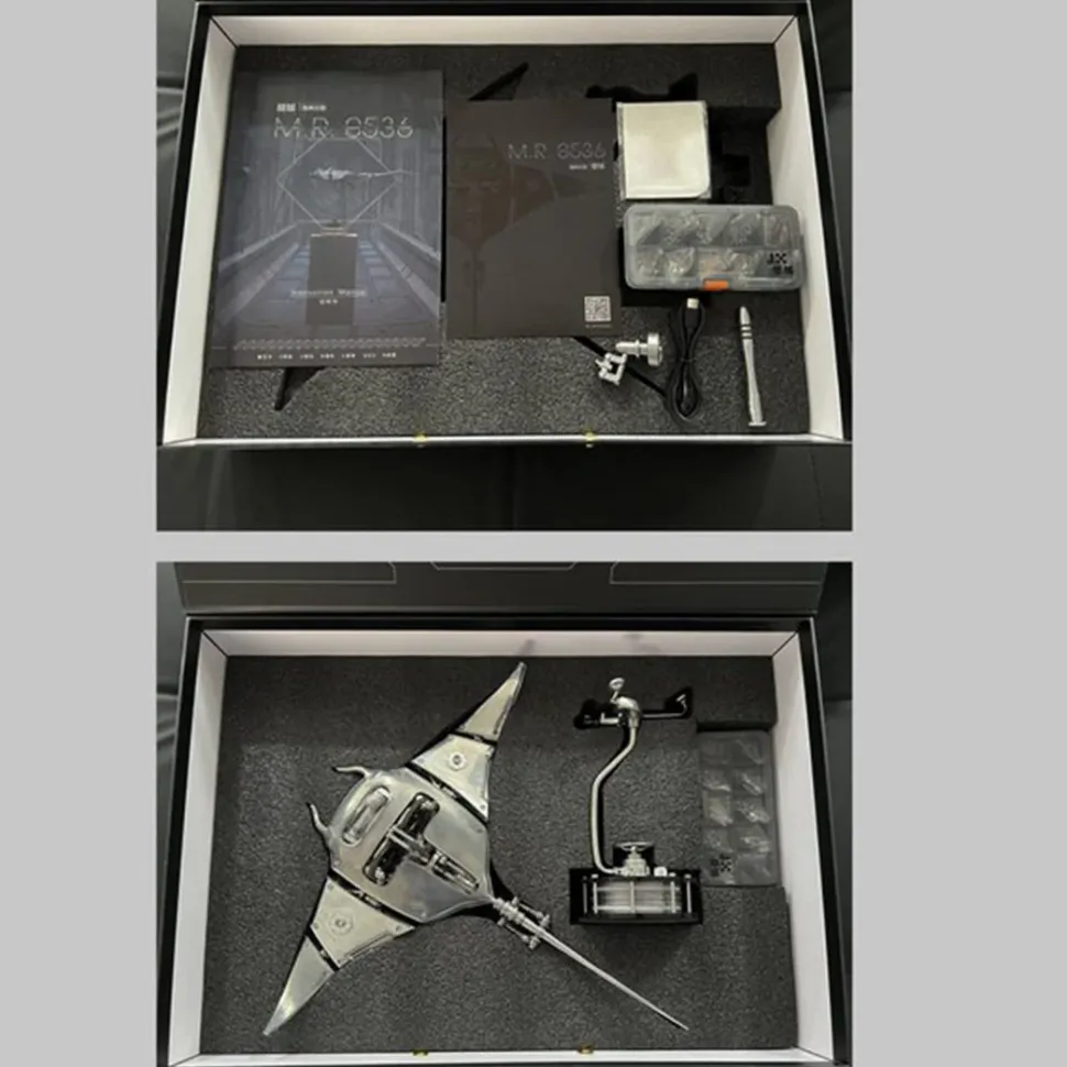Manta Ray Mechanical Marine Biological 3D Metal Assembly Model with Lights
