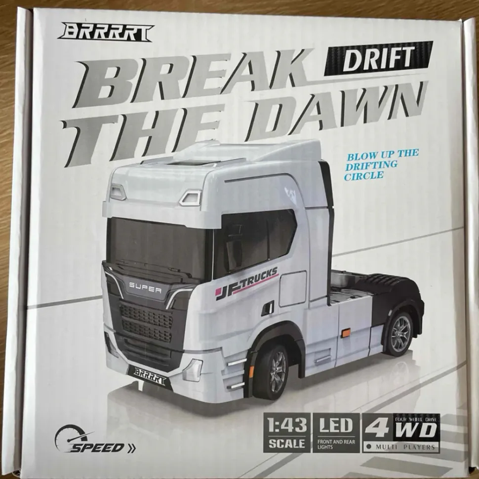 1/43 Scale 2.4G Full Proportional RC Semi-Truck with Opening Doors