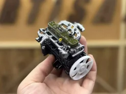 1/10 Scale Resin Inline Four-Cylinder Functional Vintage Diesel Engine Model for RC Crawlers