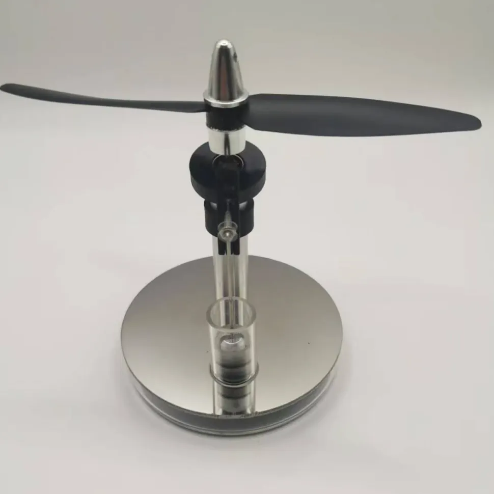 Two-blade Propeller Swashplate Low-Temperature Stirling Engine Model