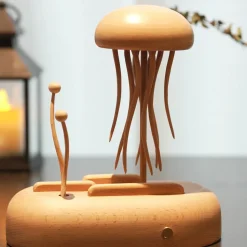 Wooden Jellyfish Bionic Ocean Creature Model – Dynamic Desktop Stress Relief Display